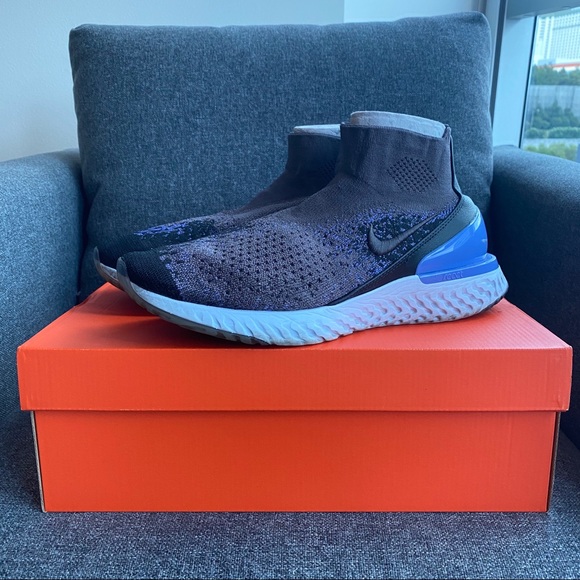 nike rise react flyknit thunder grey